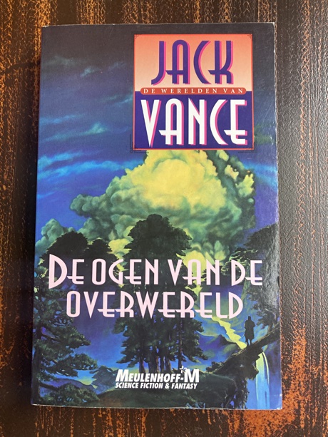 The Dutch translation of The Eyes of the Overworld